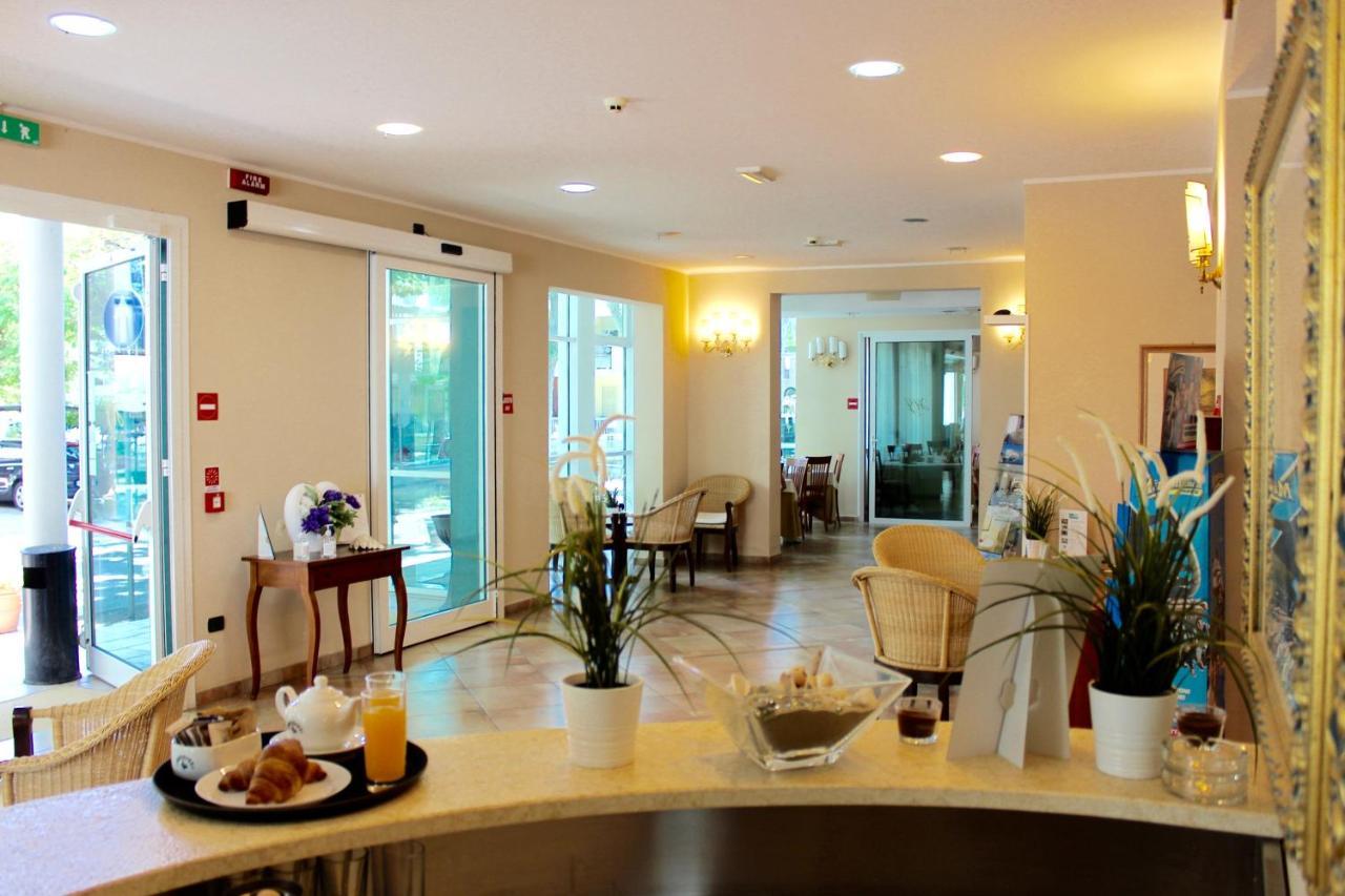 Hotel Jole Cesenatico Buitenkant foto